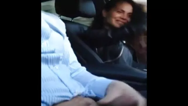 นักเลงข้างถนน fucks Eva Angelina เมื่อเธอล้างรถของเขา วิดีโอ หนัง โป็